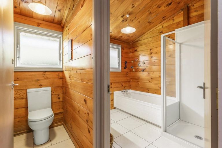 Photo of property in 14 Linthorpe Place, Hillcrest, Hamilton, 3216