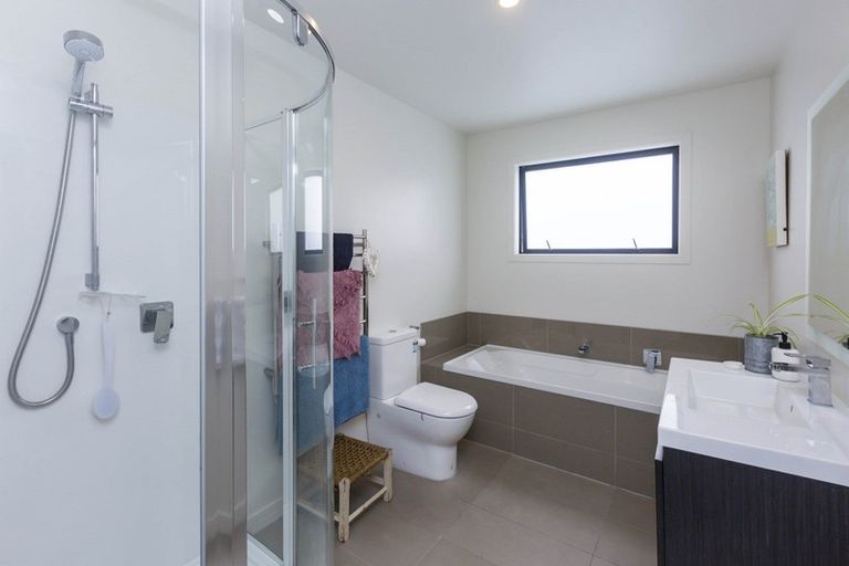 Photo of property in 27a Tennyson Street, Trentham, Upper Hutt, 5018