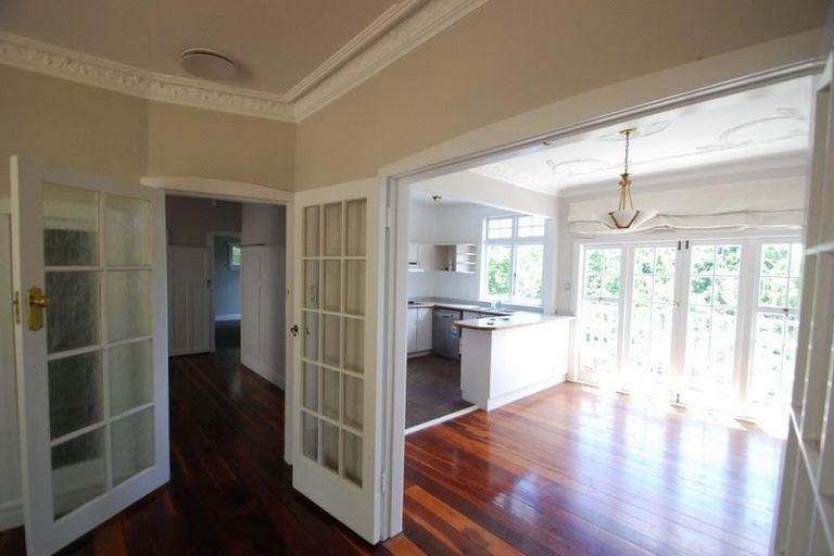 Photo of property in 28 Barnard Street, Wadestown, Wellington, 6012