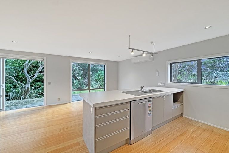 Photo of property in 143 Matatua Road, Raumati Beach, Paraparaumu, 5032