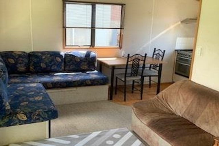 Photo of property in 101 Sunnynook Road, Forrest Hill, Auckland, 0620