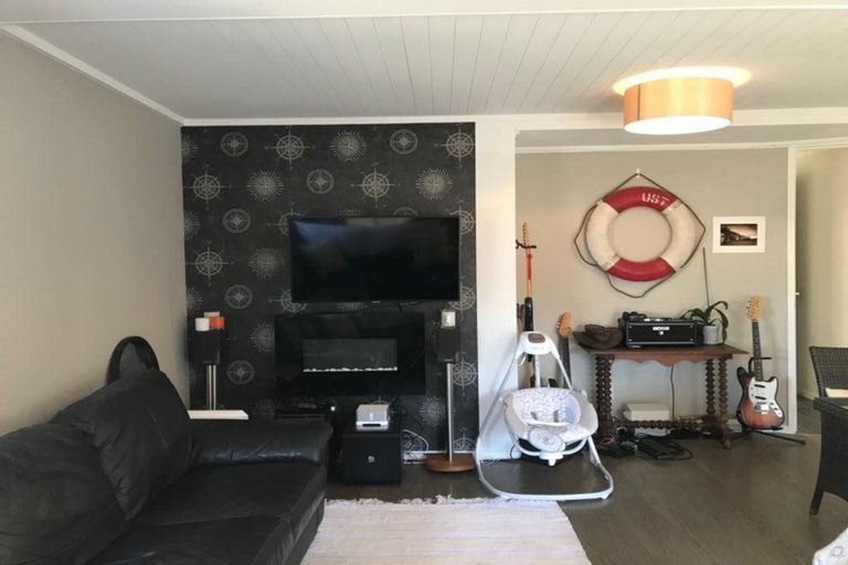 Photo of property in 1/9 Hythe Terrace, Mairangi Bay, Auckland, 0630