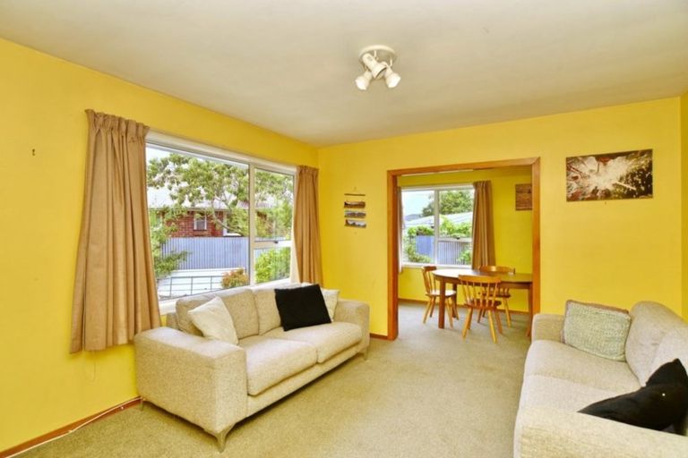 Photo of property in 3 Odie Place, Wainoni, Christchurch, 8061