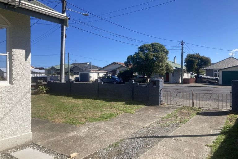 Photo of property in 20 Aparima Avenue, Miramar, Wellington, 6022