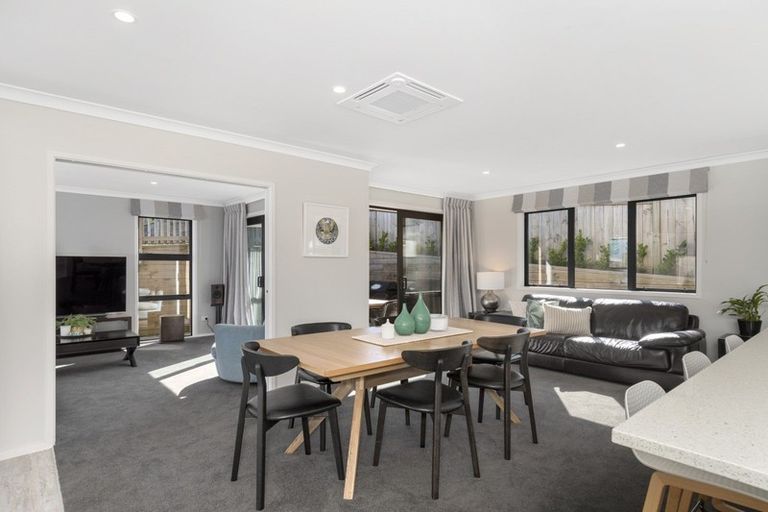 Photo of property in 3 Herring Place, Omokoroa, 3114