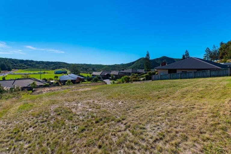 Photo of property in 6 Pukeko Place, Picton, 7220