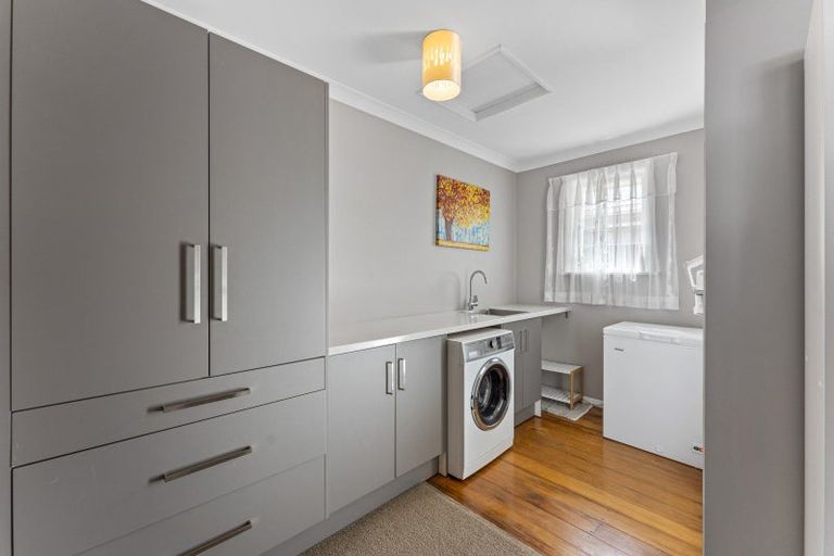 Photo of property in 1081 Fergusson Drive, Clouston Park, Upper Hutt, 5018