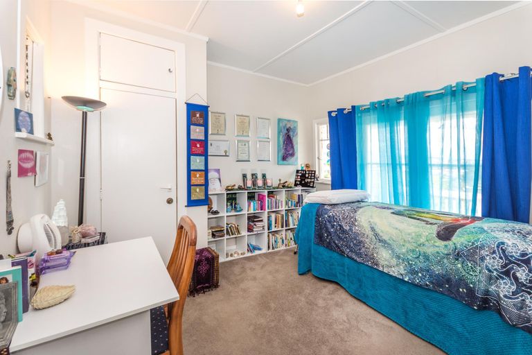 Photo of property in 6 Ngahere Road, Pukekohe, 2120