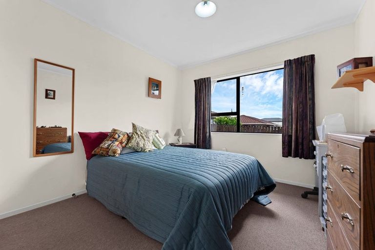 Photo of property in 2/10 Duke Street, Papakura, 2110