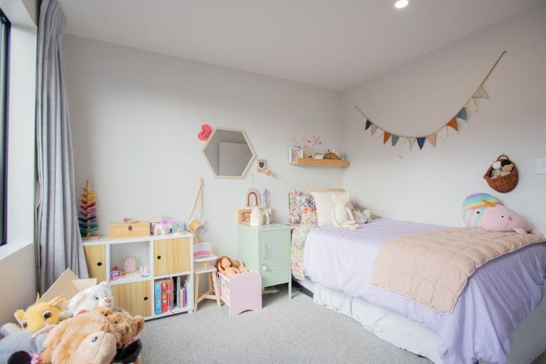 Photo of property in 11 Moa Street, Waikiwi, Invercargill, 9810