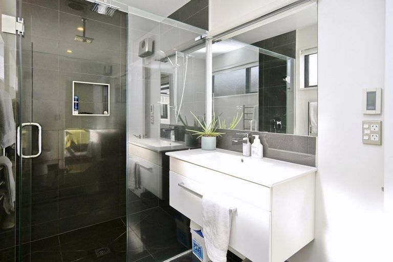 Photo of property in 26 Taiore Crescent, Marshland, Christchurch, 8083