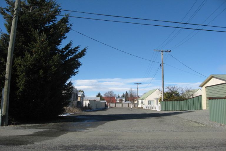 Photo of property in 1 Totara Drive, Twizel, 7901