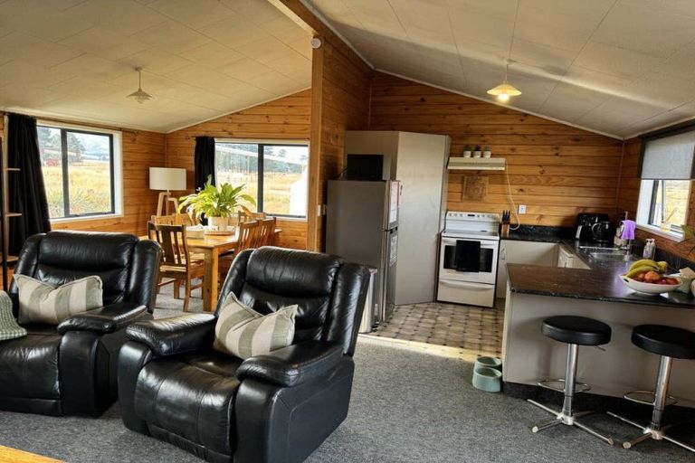 Photo of property in 93 Mason Road, Middlemarch, 9596