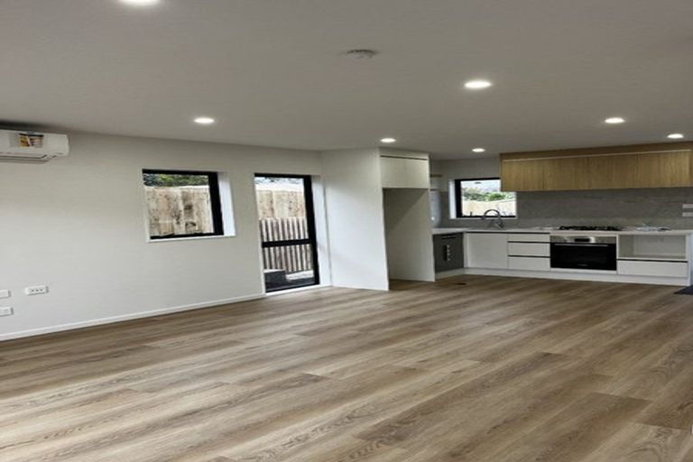 Photo of property in 18 Penfold Place, Henderson, Auckland, 0610