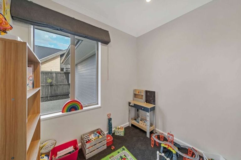 Photo of property in 17 Wyatt Street, Kaiapoi, 7630