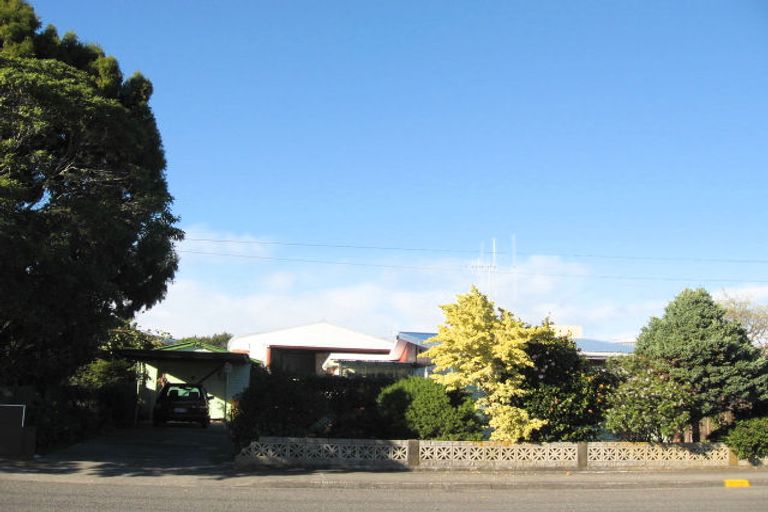 Photo of property in 48 Dunstan Street, Otaki, 5512