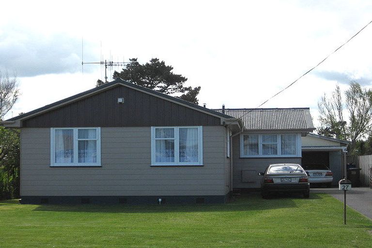 Photo of property in 27 Titoki Street, Castlecliff, Whanganui, 4501