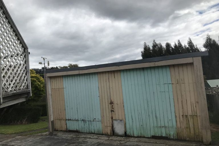 Photo of property in 8 Blake Street, Halfway Bush, Dunedin, 9010