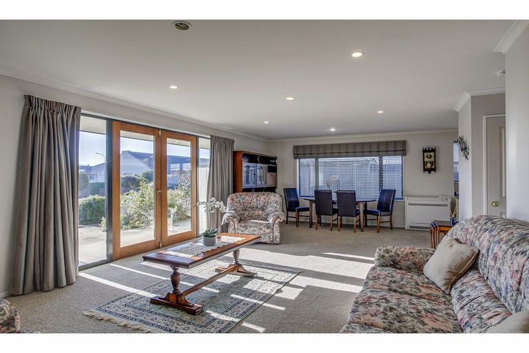 Photo of property in 1/74 Elizabeth Street, Seaview, Timaru, 7910