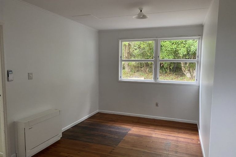 Photo of property in 130 Sievers Grove, Cannons Creek, Porirua, 5024