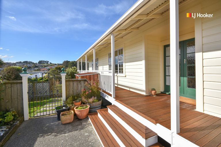 Photo of property in 12 Aytoun Street, Shiel Hill, Dunedin, 9013