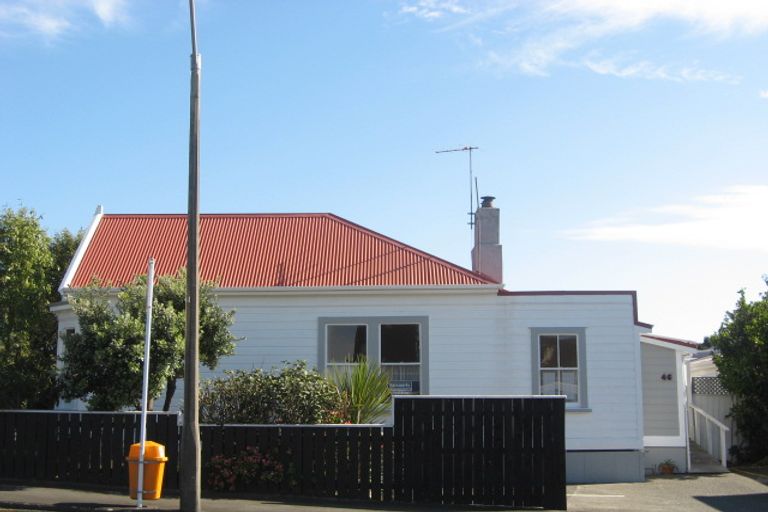 Photo of property in 46 Robe Street, New Plymouth, 4310