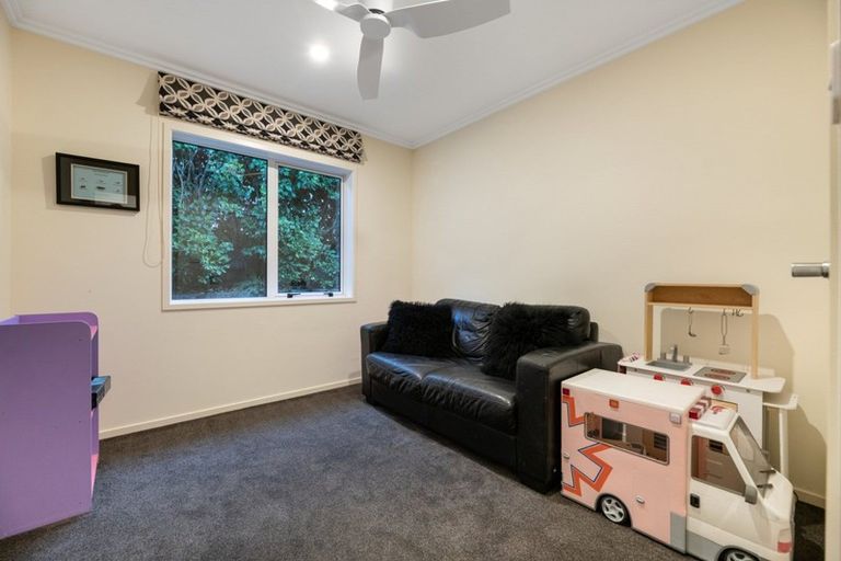 Photo of property in 8 Caldera Close, Pyes Pa, Tauranga, 3112