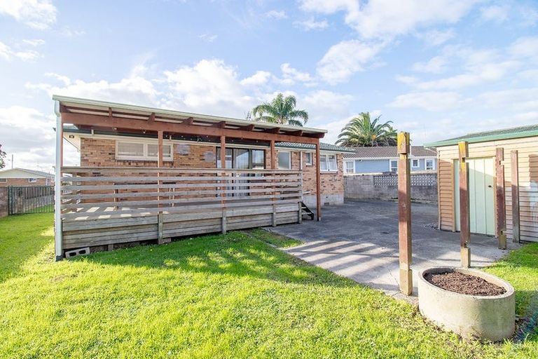 Photo of property in 99 Cargill Street, Papakura, 2110