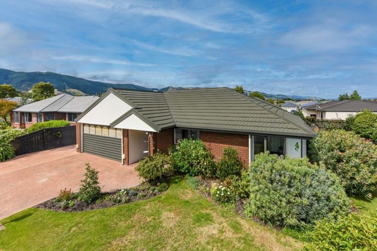 Photo of property in 11 Ashbury Street, Stoke, Nelson, 7011