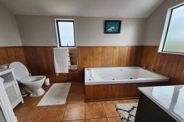 Photo of property in 411 Marine Parade, South New Brighton, Christchurch, 8062