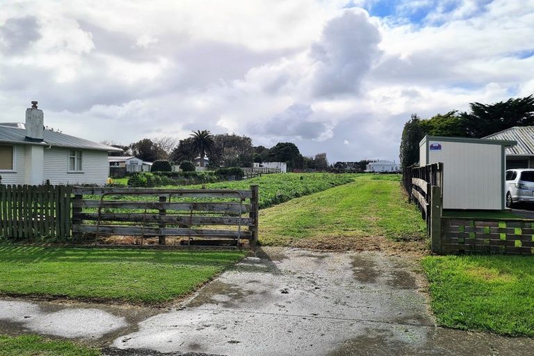 Photo of property in 81 Whitcombe Road, Opunake, 4616