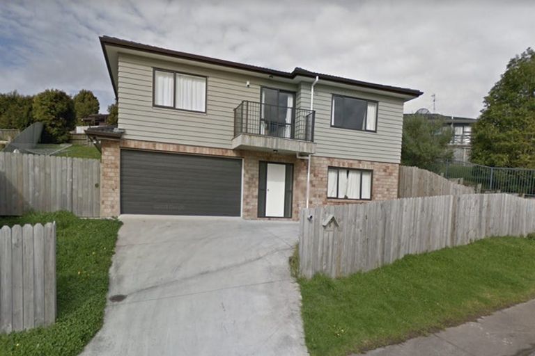 Photo of property in 5 Dovey Place, Massey, Auckland, 0614