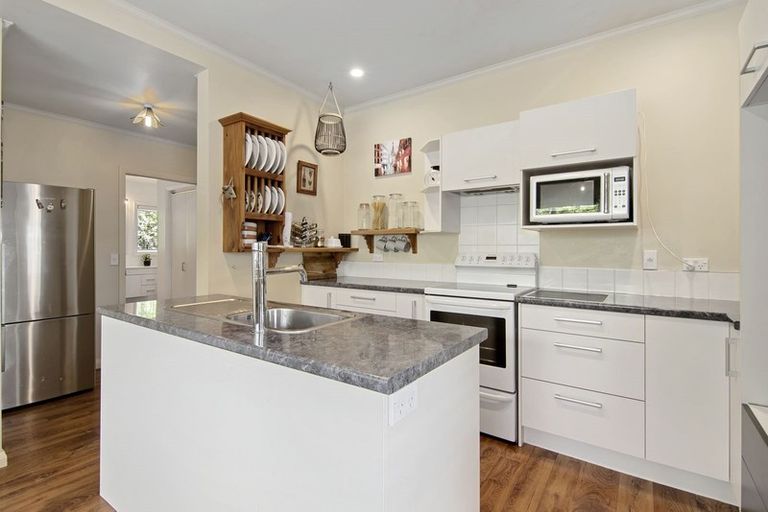 Photo of property in 88 Lord Rutherford Road North, Brightwater, 7022