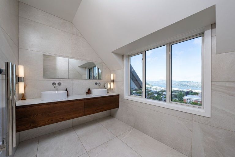 Photo of property in 13 Merlin Street, Roslyn, Dunedin, 9010