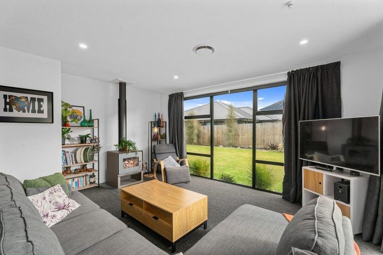 Photo of property in 24 Woodpecker Street, Lake Hawea, Wanaka, 9382