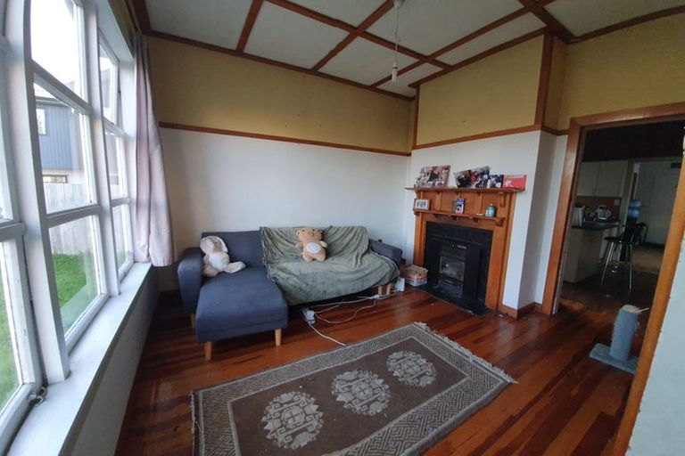 Photo of property in 25 Busby Street, Blockhouse Bay, Auckland, 0600