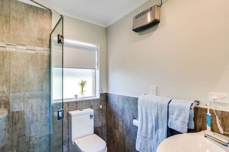 Photo of property in 7 Forbury Way, Taradale, Napier, 4112