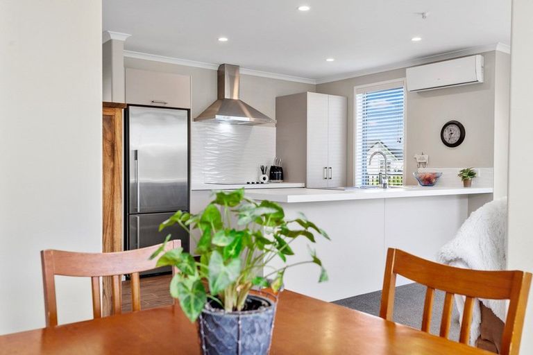 Photo of property in 9 Te Ataiti Lane, Pyes Pa, Tauranga, 3112