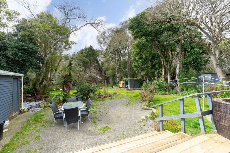 Photo of property in 86 Lindsay Road, Levin, 5510