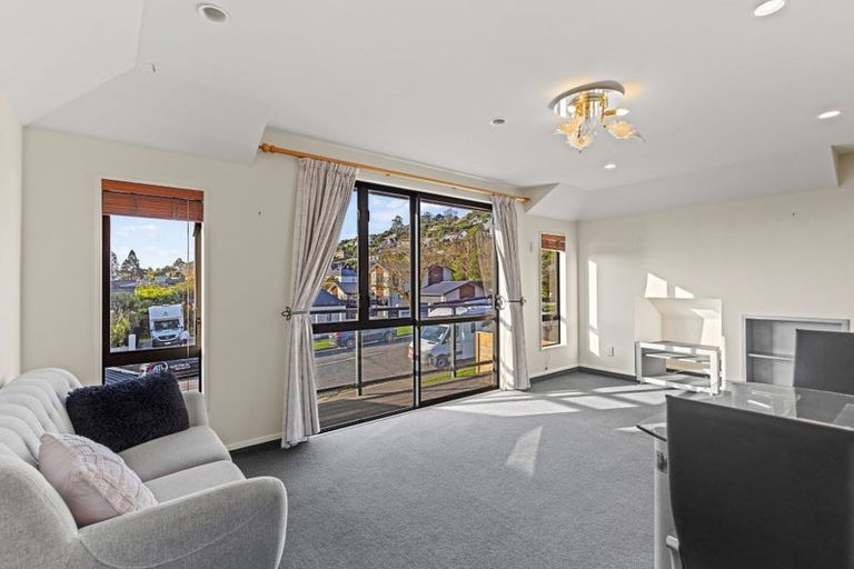 Photo of property in 2 Whaka Terrace, Huntsbury, Christchurch, 8022