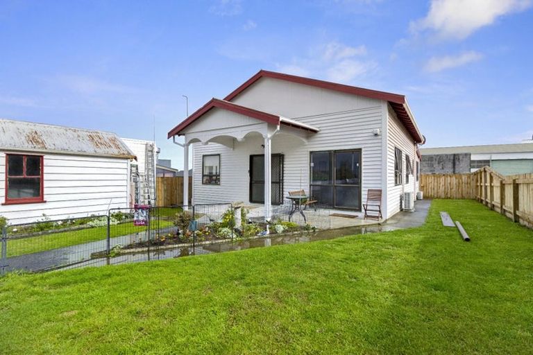 Photo of property in 12 Lawrence Avenue, Te Aroha, 3320