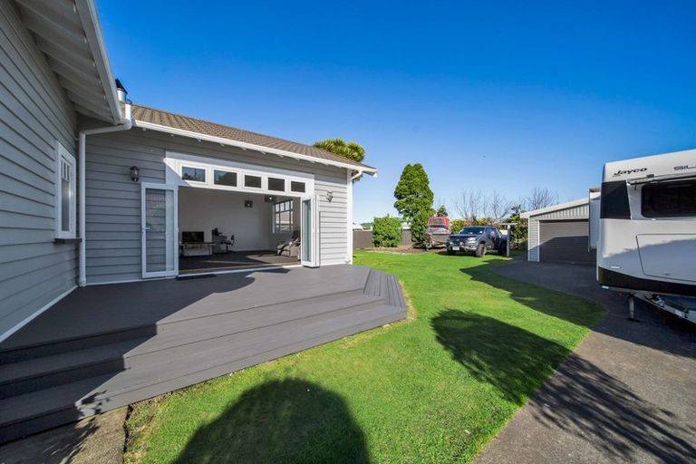 Photo of property in 21 Maire Street, Hawera, 4610