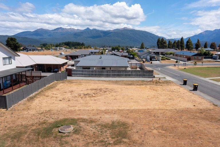 Photo of property in 10 Takahe Lane, Te Anau, 9679