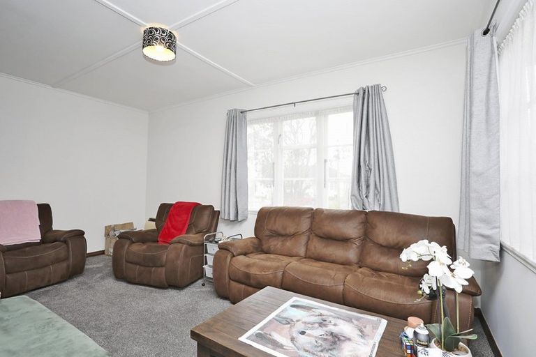 Photo of property in 152 Islington Street, Turnbull Thomson Park, Invercargill, 9810