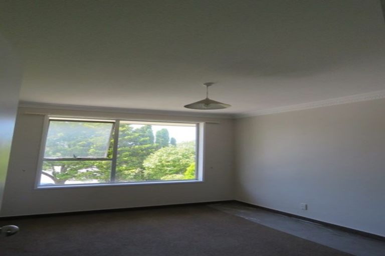 Photo of property in 24 Camberwell Place, Avonhead, Christchurch, 8042