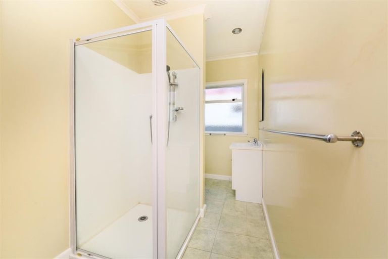 Photo of property in 27 Lower High Street, Marton, 4710