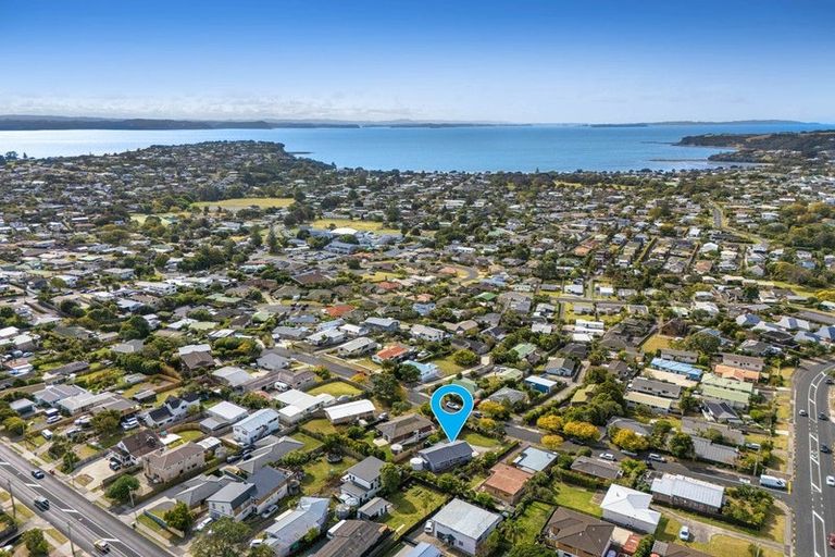 Photo of property in 6 Rakino Avenue, Manly, Whangaparaoa, 0930