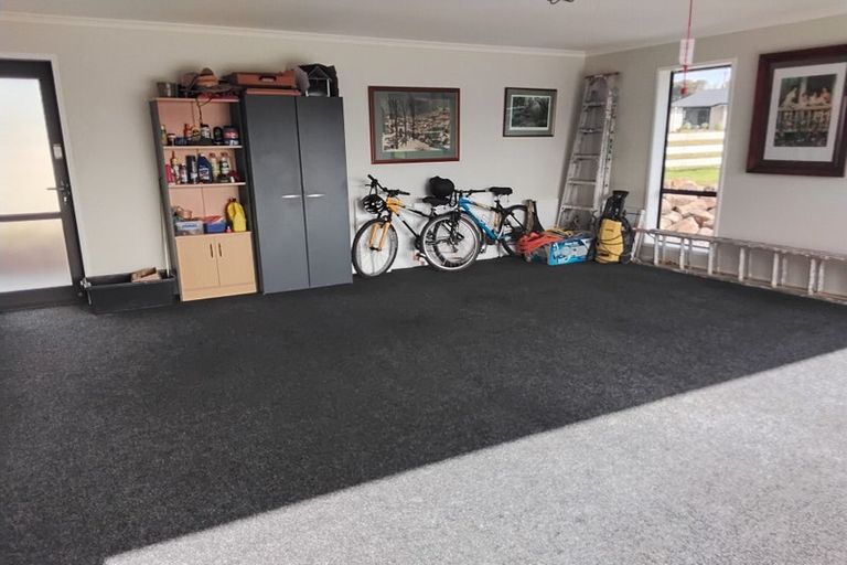 Photo of property in 11 Cherrywood Rise, Paparoa, 0571