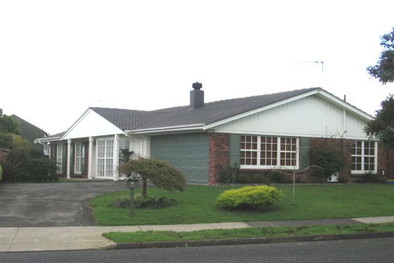 Photo of property in 11 Priestley Drive, Bucklands Beach, Auckland, 2014