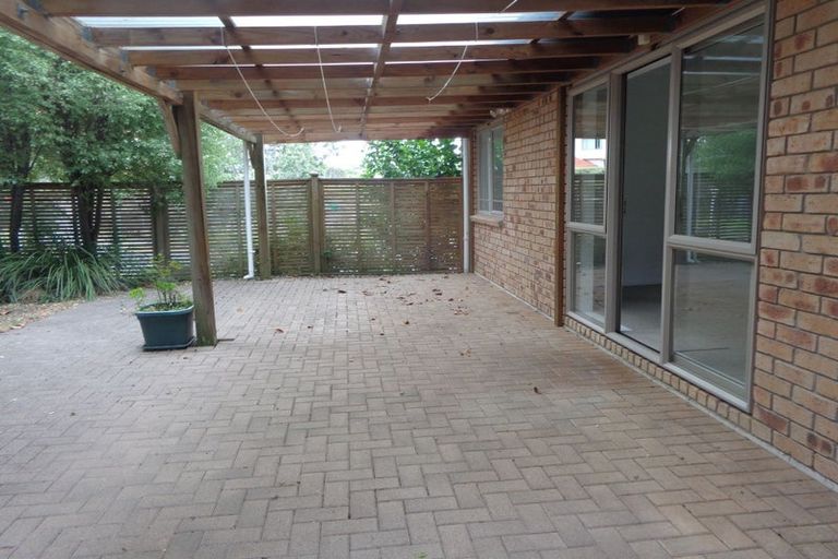 Photo of property in 1 Landvale Court, Browns Bay, Auckland, 0630